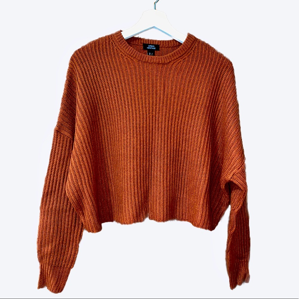 Oversized Cropped Pullover Sweater